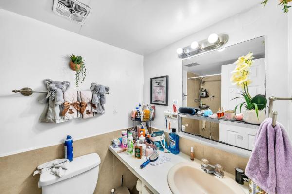 Bayview Palms, 1800 Sans Souci Blvd #304, North Miami, Florida 33181, image 1