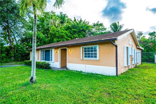 Serino Park, 820 SW 55th Ave, Margate, Florida 33068, image 1