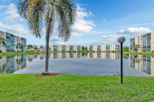 Meadowbrook Lakes View, 121 SE 3rd Ave #104, Dania Beach, Florida 33004, image 3