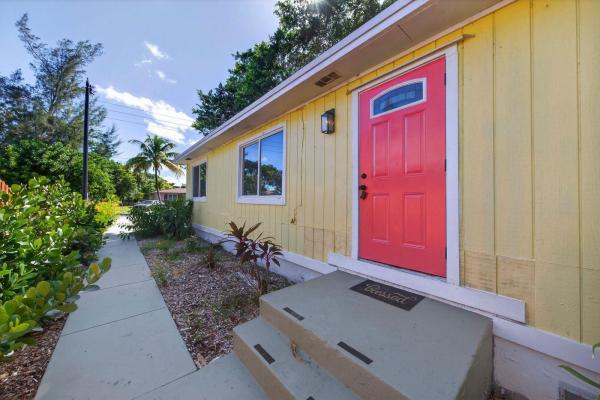 Pompano Beach No HOA, 117 NE 8th St, Pompano Beach, Florida 33060, image 1