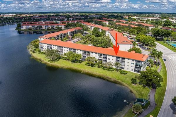 Hawthorne At Century Village, 12900 SW 13th St #403E, Pembroke Pines, Florida 33027, image 1