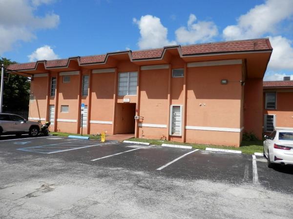 9459 SW 76th St #R1, Unincorporated Dade County, Florida 33173, image 1