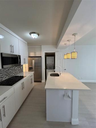 Victoria Park Village, 912 NE 15th Ave 1, Fort Lauderdale, Florida 33304, image 1