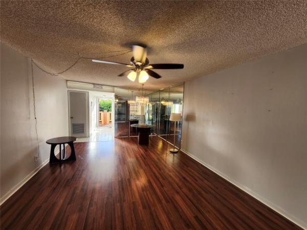 Sunrise Lakes 3, 9661 Sunrise Lakes Blvd #302, Sunrise, Florida 33322, image 1