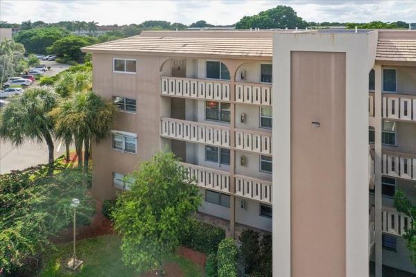 Abaco Village, 1601 Abaco Dr #A4, Coconut Creek, Florida 33066, image 1