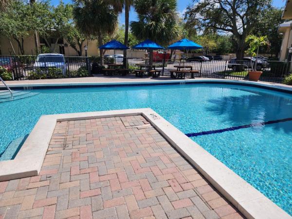 Marina Oaks, 2445 SW 18th Ter #210, Fort Lauderdale, Florida 33315, image 2