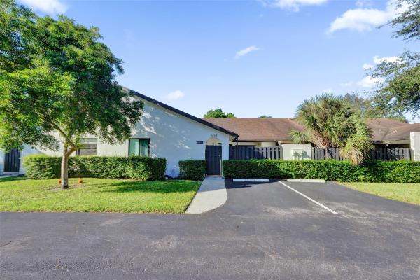  Village Of Boca Barwood, 8930 SW 19th St, Boca Raton, Florida 33433, image 1