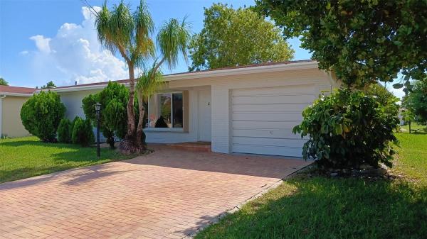 Crystal Lake Golf Villas, 1040 NW 49th Ct, Deerfield Beach, Florida 33064, image 1