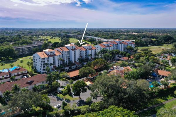Vizcaya Towers At Palm-Aire, 4108 W Palm Aire Dr #83B, Pompano Beach, Florida 33069, image 1