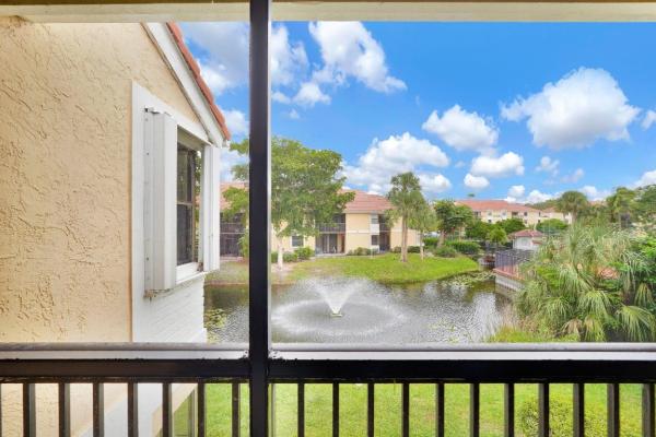 5861 Riverside Dr #206, Coral Springs, Florida 33067, image 1