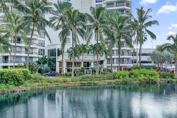 Mystic Pointe Tower 200, 19101 Mystic Pointe Dr #1709, Aventura, Florida 33180, image 1