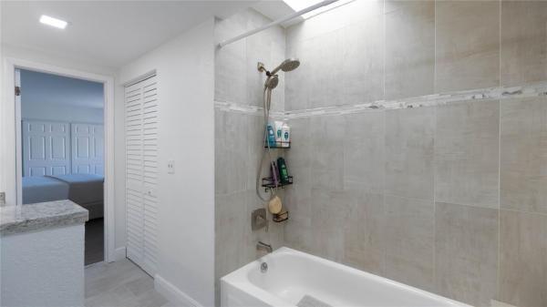 Bay Tree Patio Homes, 8204 SW 23rd St #20D, North Lauderdale, Florida 33068, image 3