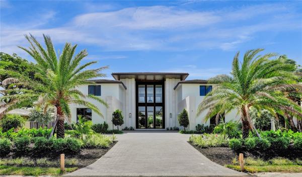 Sea Ranch Lakes Estates, 7 Seneca Rd, Sea Ranch Lakes, Florida 33308, image 1