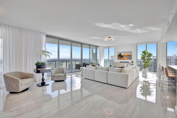 100 Las Olas, 100 E Las Olas Blvd #4301, Fort Lauderdale, Florida 33301, image 1