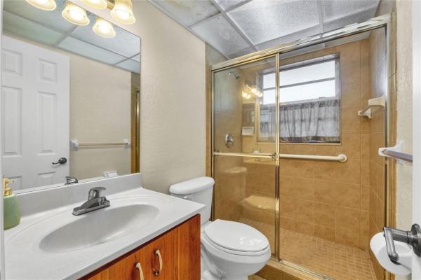 Oriole Golf & Tennis Club 2, 1015 Country Club Dr #203, Margate, Florida 33063, image 1