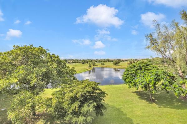 Palm-Aire Country Club 4, 3080 N Course Dr #501, Pompano Beach, Florida 33069, image 1