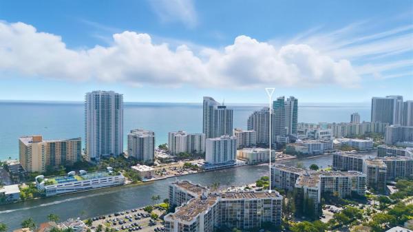 Oceanview Park, 1000 Parkview Dr #1030, Hallandale Beach, Florida 33009, image 1