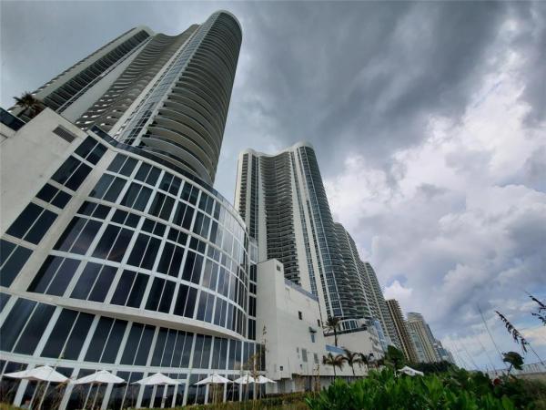 Tdr Tower 2, 15901 Collins Ave #2903, Sunny Isles Beach, Florida 33160, image 1