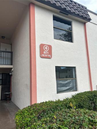 871 NE 207th Ter #102, Unincorporated Dade County, Florida 33179, image 1