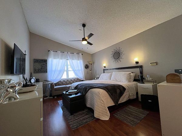 Banyan Oakridge, 4967 SW 32nd Way, Hollywood, Florida 33312, image 2