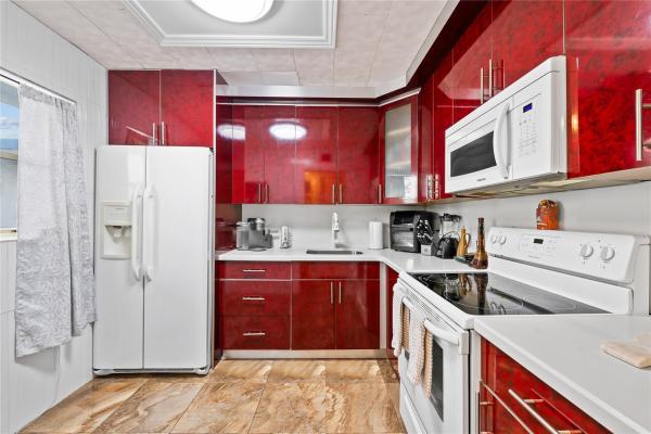 Holiday Springs, 3090 Holiday Springs Blvd #306, Margate, Florida 33063, image 2