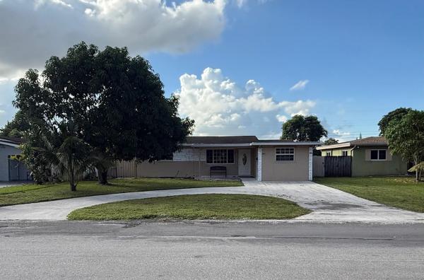 6940 SW 9th St, Pembroke Pines, Florida 33023, image 1