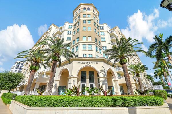 Palmetto Place, 99 SE Mizner Blvd #823, Boca Raton, Florida 33432, image 1