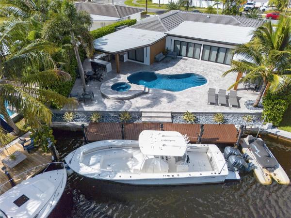 Garden Isles, 160 SE 3rd Ct, Pompano Beach, Florida 33060, image 1