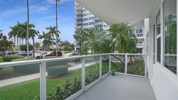 Coral Ridge Towers South, 3333 NE 34th St #109, Fort Lauderdale, Florida 33308, image 2