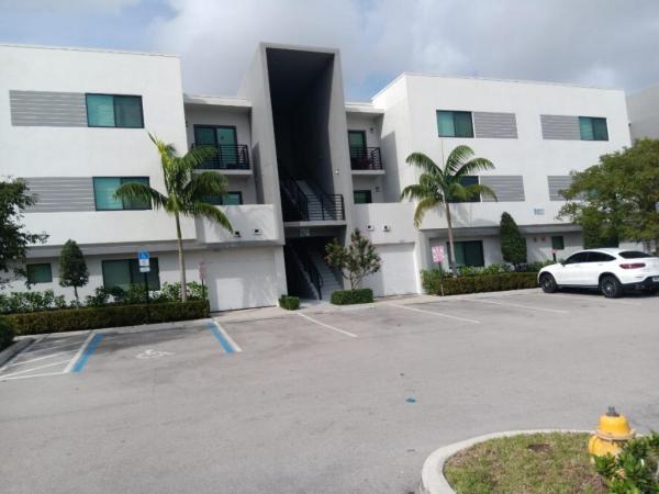 The Preserve At Palm-Aire, 3050 NW 68th St #2204, Fort Lauderdale, Florida 33309, image 1