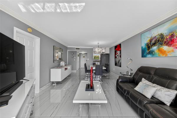 Sunrise Lakes 3, 2741 N Pine Island Rd #302, Sunrise, Florida 33322, image 1