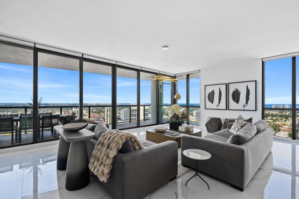 100 Las Olas, 100 E Las Olas Blvd #4001, Fort Lauderdale, Florida 33301, image 1