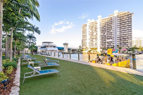 Gallery One, 2670 E Sunrise Blvd #332, Fort Lauderdale, Florida 33304, image 1