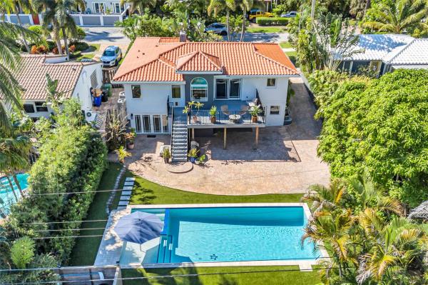 Victoria Highlands, 744 NE 18th Ave, Fort Lauderdale, Florida 33304, image 1