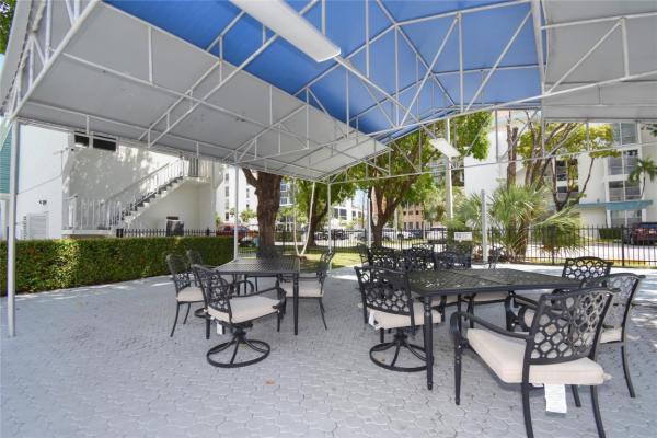 Avila North, 17560 Atlantic Blvd #215, Sunny Isles Beach, Florida 33160, image 1