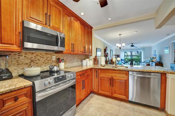 Monaco Gardens, 860 SE 6th Ave #402, Deerfield Beach, Florida 33441, image 3
