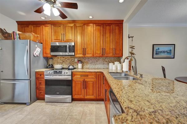 Monaco Gardens, 860 SE 6th Ave #402, Deerfield Beach, Florida 33441, image 1