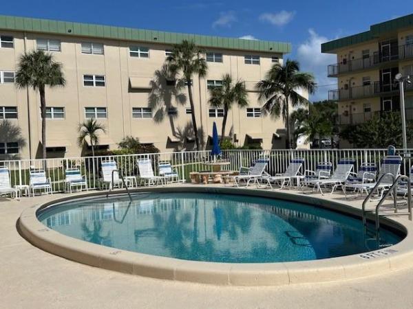 Hampton Gardens, 808 SE 7th St #101B, Deerfield Beach, Florida 33441, image 1
