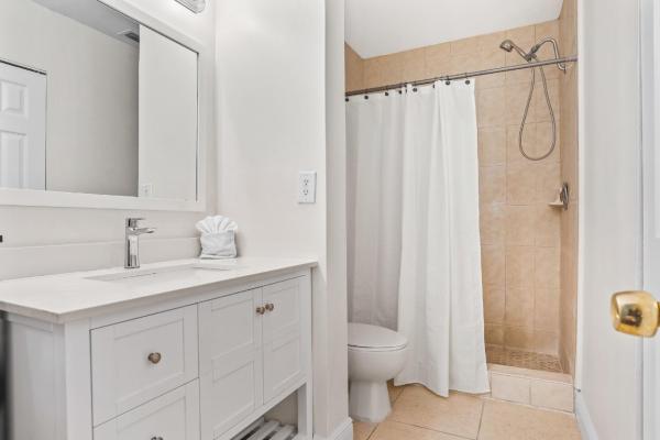 102 Liberty Ct #102, Deerfield Beach, Florida 33442, image 1