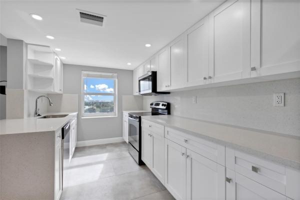 Lauderdale Tower, 2900 NE 30th St #7H, Fort Lauderdale, Florida 33306, image 1