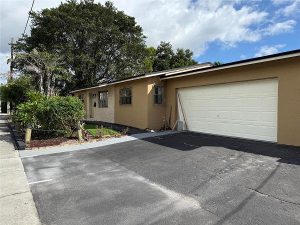 Central Oakland Park, 602 NE 38th St, Oakland Park, Florida 33334, image 1