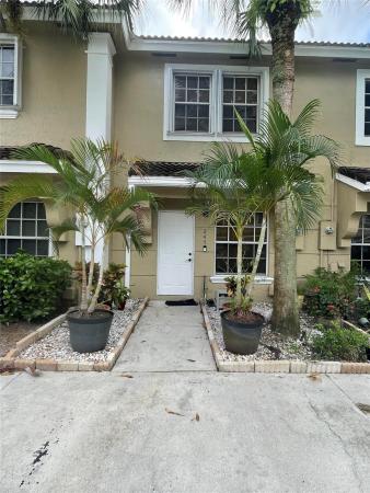 Pelican Pointe, 245 SW 122nd Ter, Pembroke Pines, Florida 33025, image 1