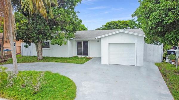 North Lauderdale Village, 8241 SW 3rd Ct, North Lauderdale, Florida 33068, image 1