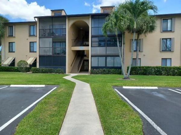 Pine Ridge North 4, 806 Sky Pine Way #B3, Greenacres, Florida 33415, image 1