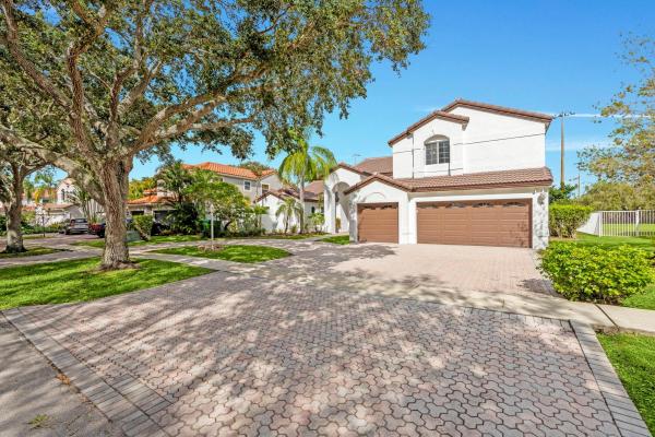 10780 Santa Fe Dr #, Hollywood, Florida 33026, image 1