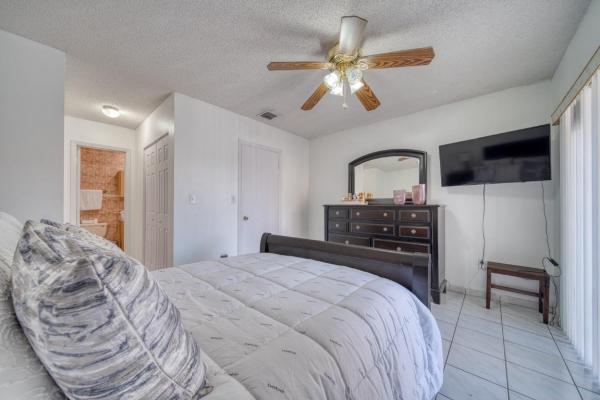 2612 W 54th Pl #204, Hialeah, Florida 33016, image 1