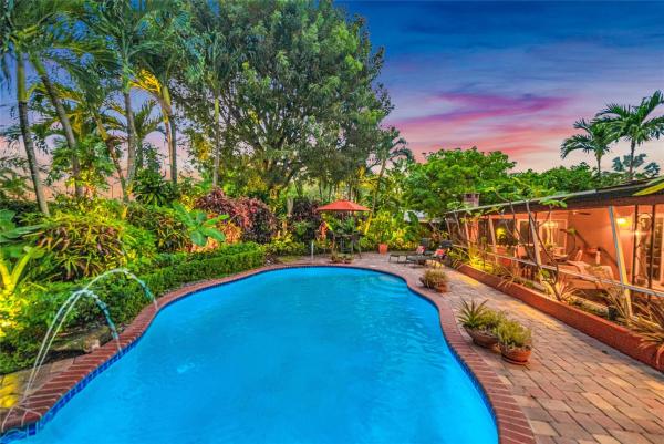 4862 NE 4th Ave, Oakland Park, Florida 33334, image 1