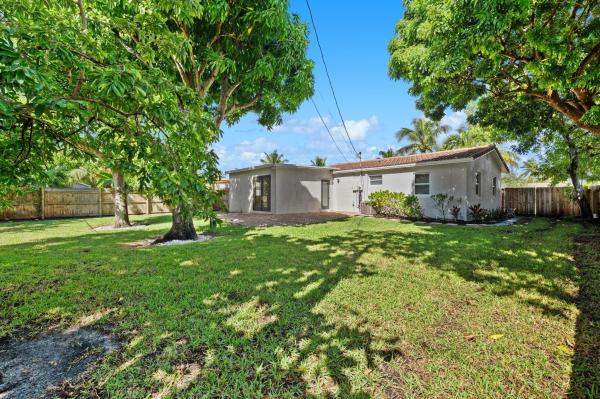 Broadmoor, 344 Forest Hill Blvd, West Palm Beach, Florida 33405, image 1