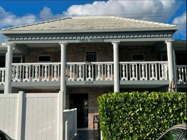 Tara Apartments, 2109 NE 68th St #207, Fort Lauderdale, Florida 33308, image 1