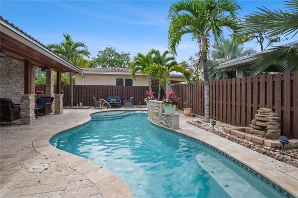 Dania Beach No HOA, 49 SE 6th St, Dania Beach, Florida 33004, image 1